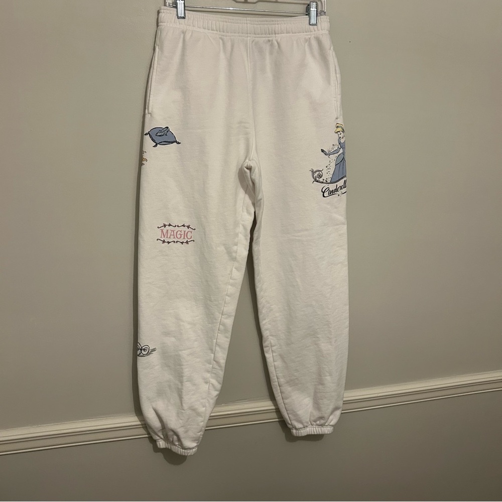 Disney BSR Samii Ryan White 100% Cotton Cinderella Jogger Sweatpants M Medium